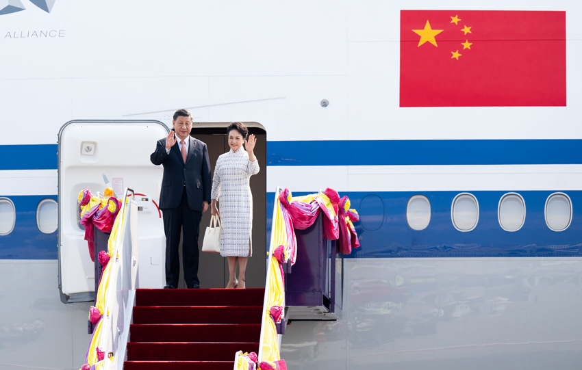 시진핑 주석, APEC 참석 및 태국 방문 위해 방콕 도착