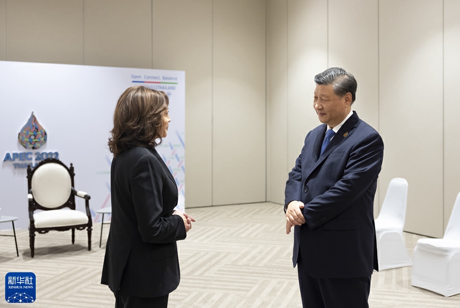 시진핑 주석, 해리스 美 부통령과 약식 회담
