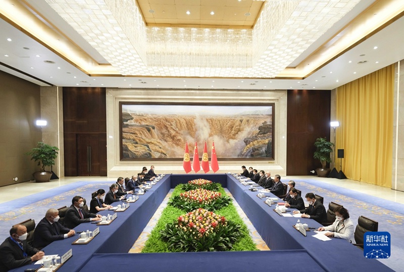 중국-키르기스스탄 정상회담, ‘신시대 전면적 전략 동반자 관계’ 격상