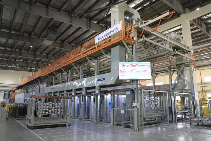 지난 3월 1일 SMC(톈진)제조회사의 금속표면 산화처리 자동화 생산라인 [사진 출처: 신화사]