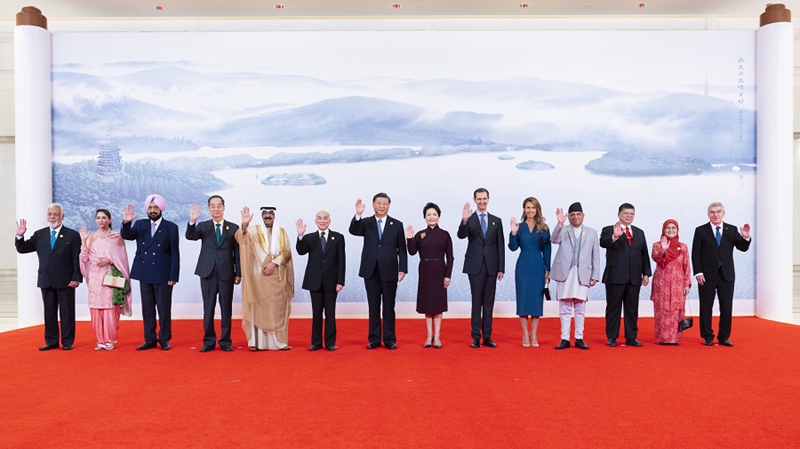 시진핑 주석 내외, 항저우 아시안게임 개막식에 참석한 외국 귀빈을 위해 환영회 개최