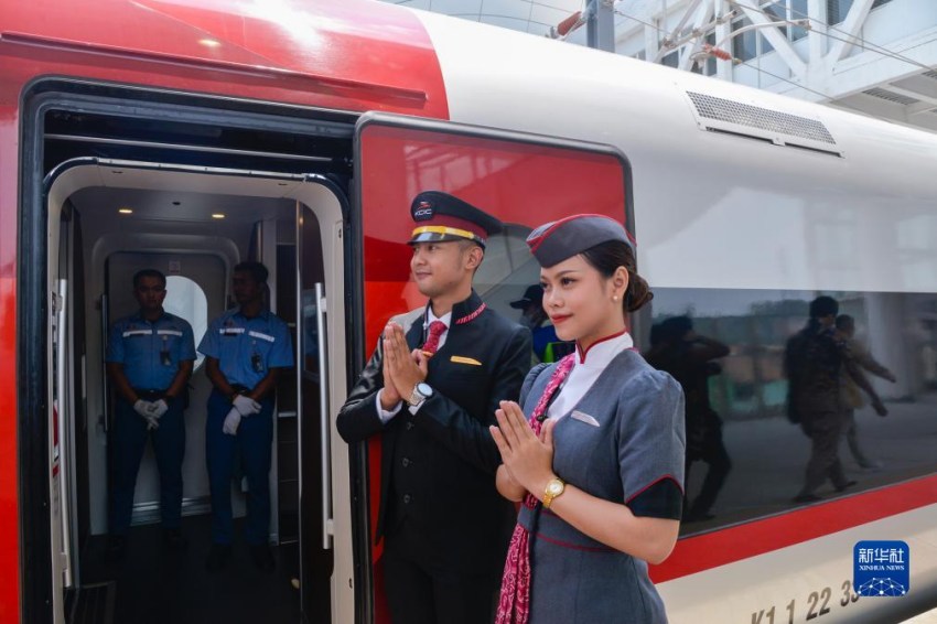 印尼 자카르타-반둥 고속철도 정식 개통