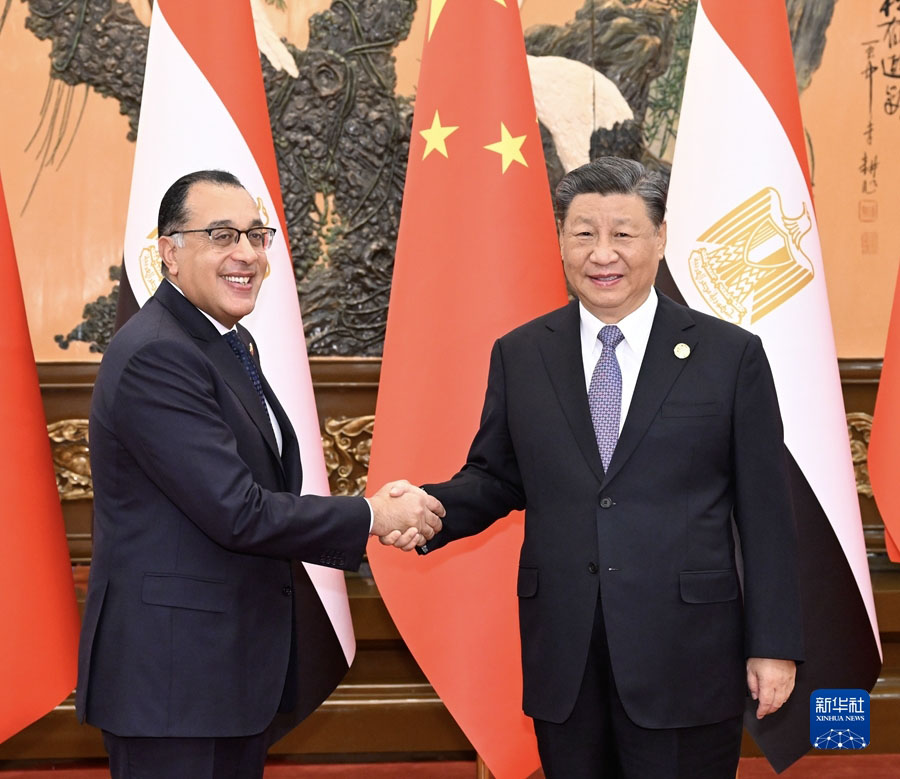 시진핑 주석, 무스타파 마드불리 이집트 총리 회견