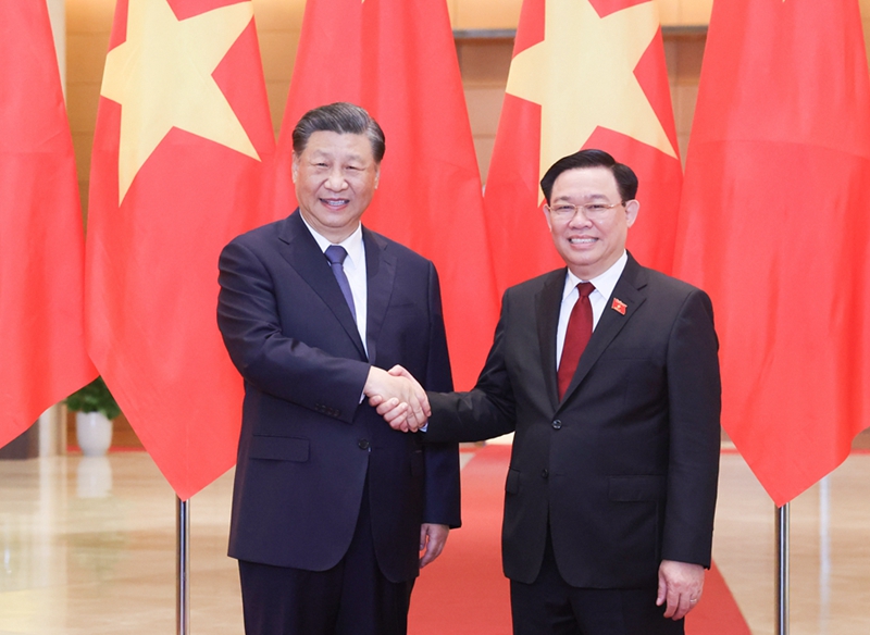 시진핑 주석, 브엉 딩 후에 베트남 국회의장 회견