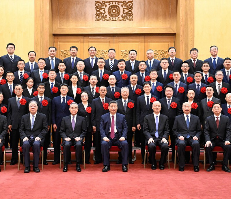 시진핑 주석, 중국 대외원조 의료단 파견 60주년 기념 및 표창대회 대표 접견