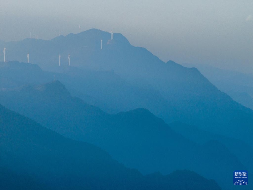 첸예목초지의 아침 풍경 [1월 10일 드론 촬영/사진 출처: 신화사]