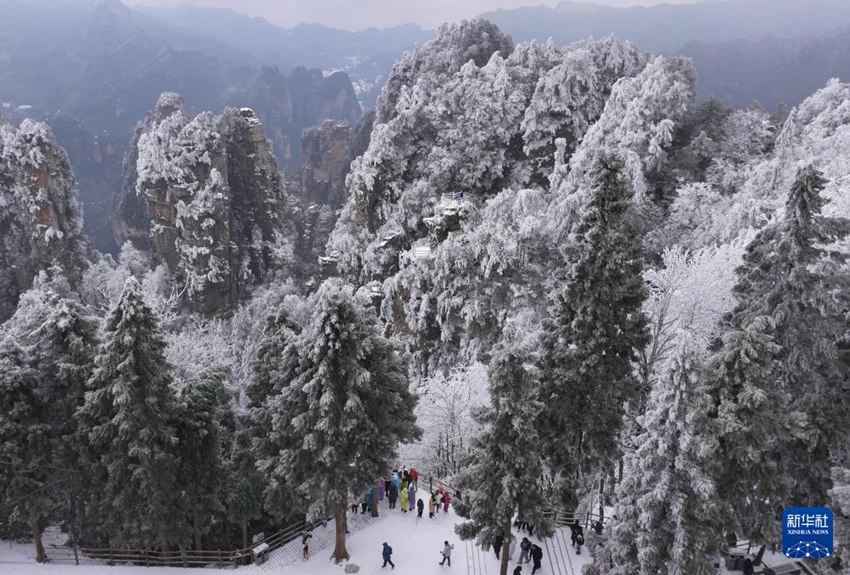 눈 내린 장자제 황스자이의 풍경 [2월 22일 드론 촬영/사진 촬영: 우융빙]