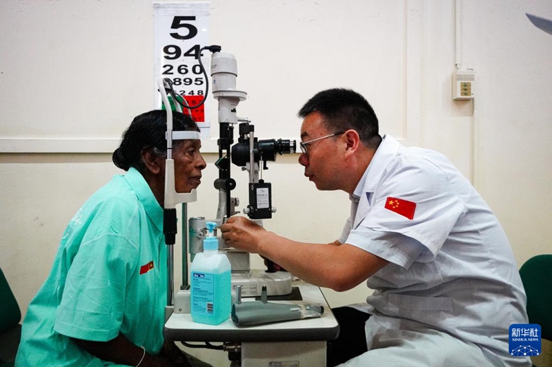 중국 의료진, 스리랑카 백내장 환자 100명 수술 지원
