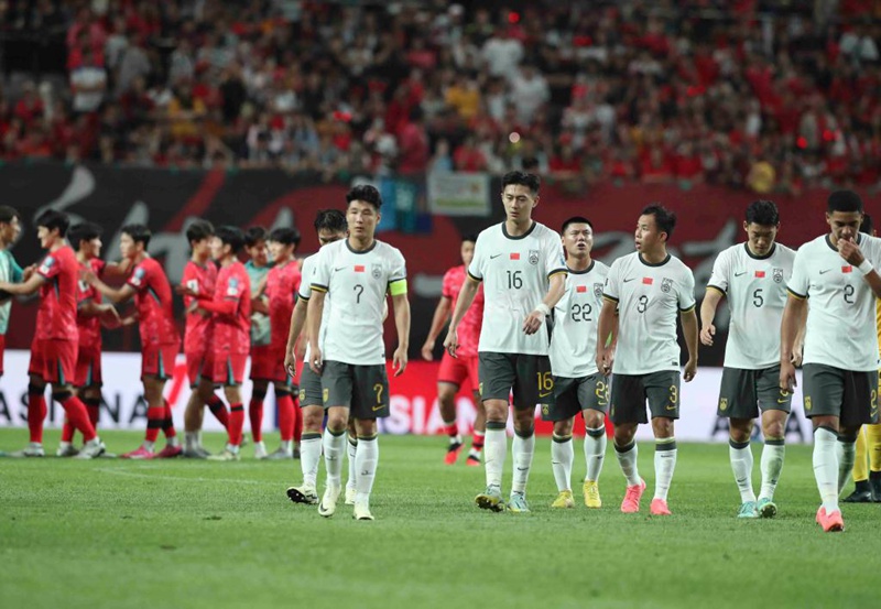 중국 선수들의 경기후 모습 [6월 11일 촬영/사진 출처: 신화사]