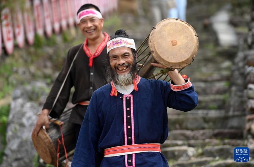 광시 진슈 야오족 ‘무형문화재촌’ 탐방