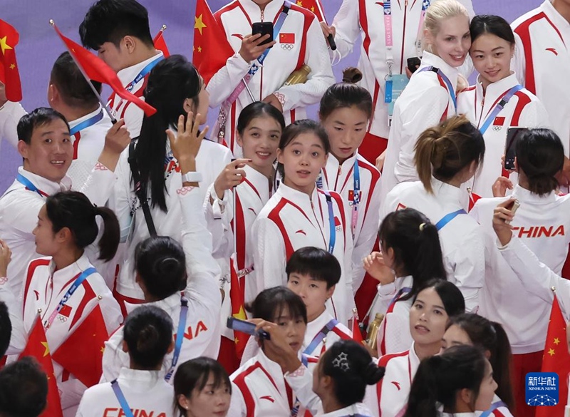 중국 대표팀이 폐막식에서 입장한다. [8월 11일 촬영/사진 출처: 신화사]