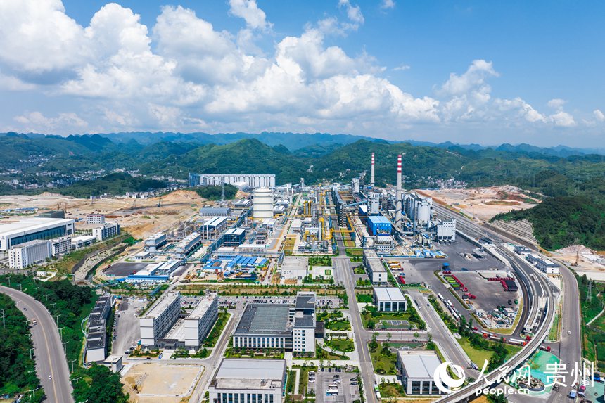 드론으로 촬영한 구이저우 메이진 ‘석탄-코크스-수소’ 종합 활용 시범 프로젝트