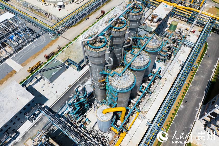 드론으로 촬영한 구이저우 메이진 ‘석탄-코크스-수소’ 종합 활용 시범 프로젝트