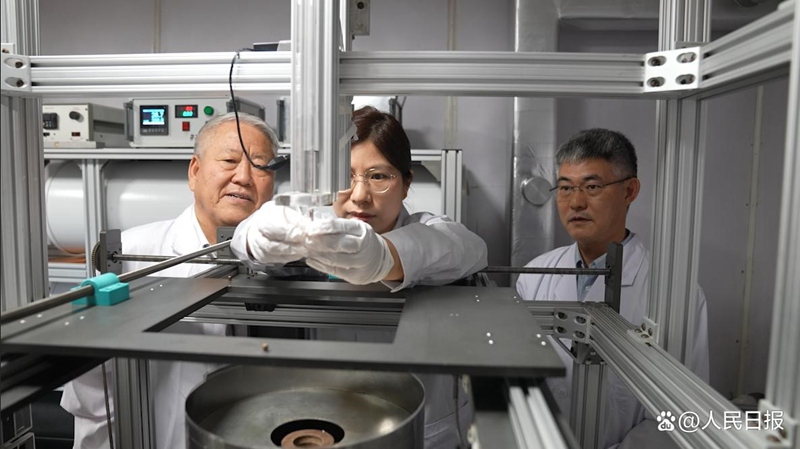 달 뒷면의 비밀을 밝힌다! 中, 창어 6호 월면 샘플 최신 연구 성과 발표