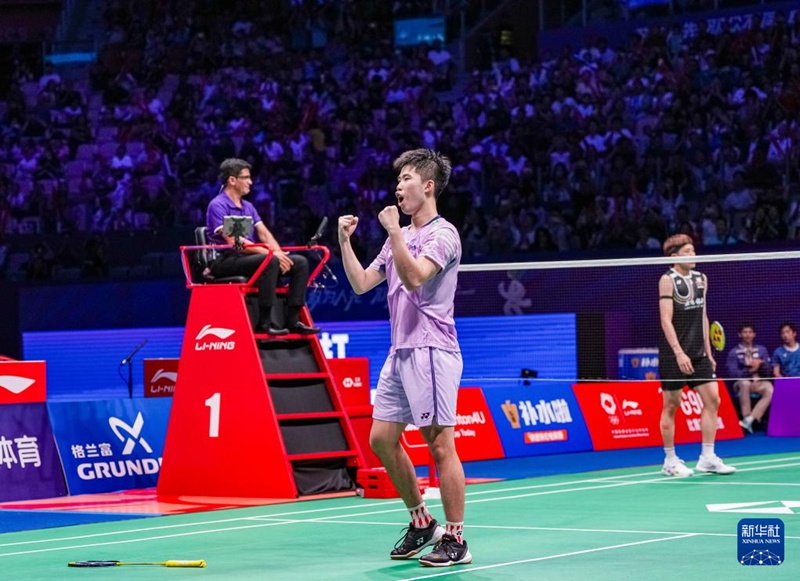 웡훙양이 중국 선수가 승리를 기뻐하고 있다. [9월 21일 촬영/사진 출처: 신화사]