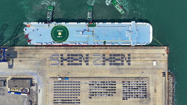 선전(深圳)시 선산[深汕: 선전 및 산웨이(汕尾)] 특별협력구에 위치한 샤오모(小漠) 국제물류항 [자료 사진/출처: 인민망]