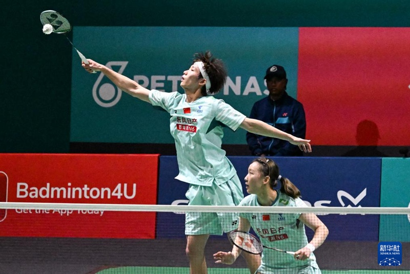 장전방(뒤)/웨이야신이 경기 중인 모습 [1월 11일 촬영/사진 출처: 신화사]