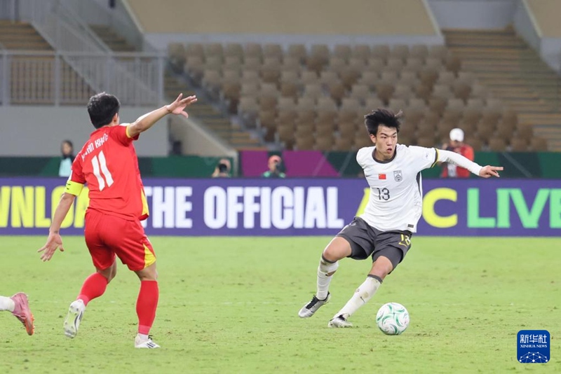 중국팀 선수가 경기 중인 모습 [1월 20일 촬영/사진 출처: 신화사]