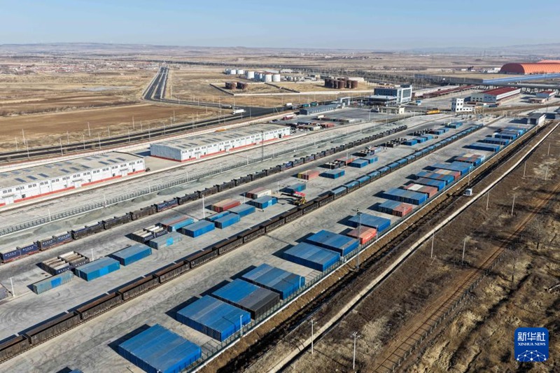 우란차부 중국-유럽 화물열차 집산센터의 전경 [1월 27일 드론 촬영/사진 출처: 신화사]