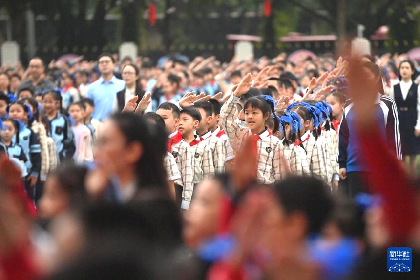 새 학기 맞이, 中 각지 학교들 개학