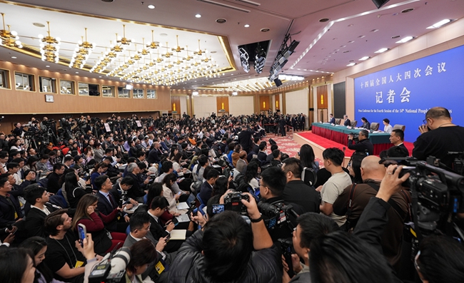 [중국 양회] 왕이, 글로벌 거버넌스 이니셔티브 강조…“유엔을 다시 진작시키고 수호하며 더욱 강하게 만들자”