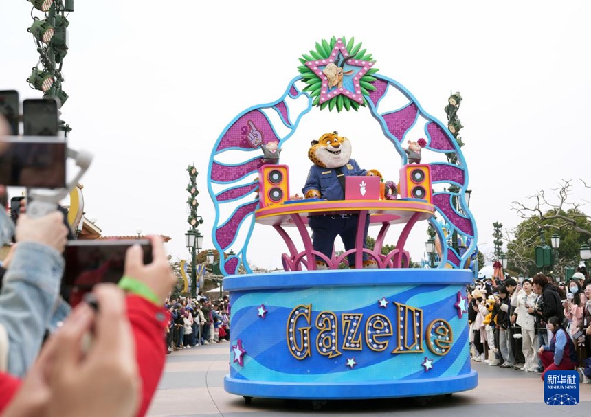 새롭게 선보인 주토피아 꽃차 [3월 20일 촬영/사진 출처: 신화사]