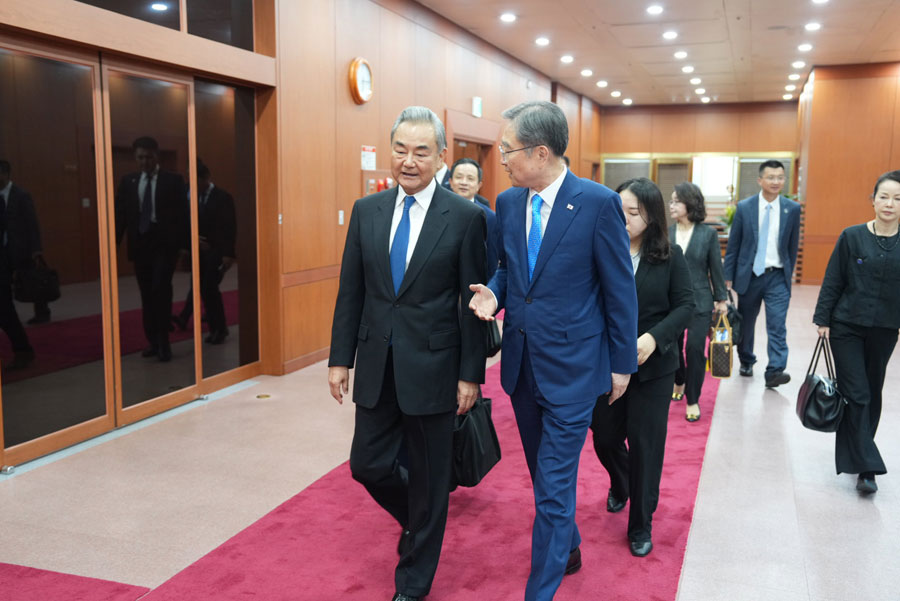[사진 출처: 외교부 웹사이트]