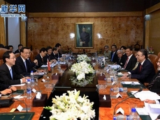 리커창, 파키스탄 대통령과 회담 “실무협력 적극 추진해야”