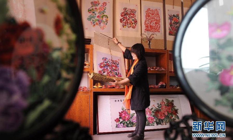 28세 여성, 전지공예로 연매출 300만 위안