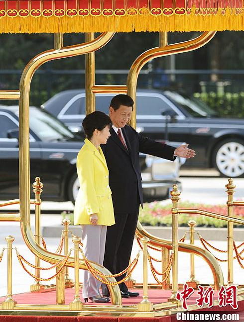 시진핑 주석, 공식행사로 박근혜 대통령의 중국 방문 환영 (2)