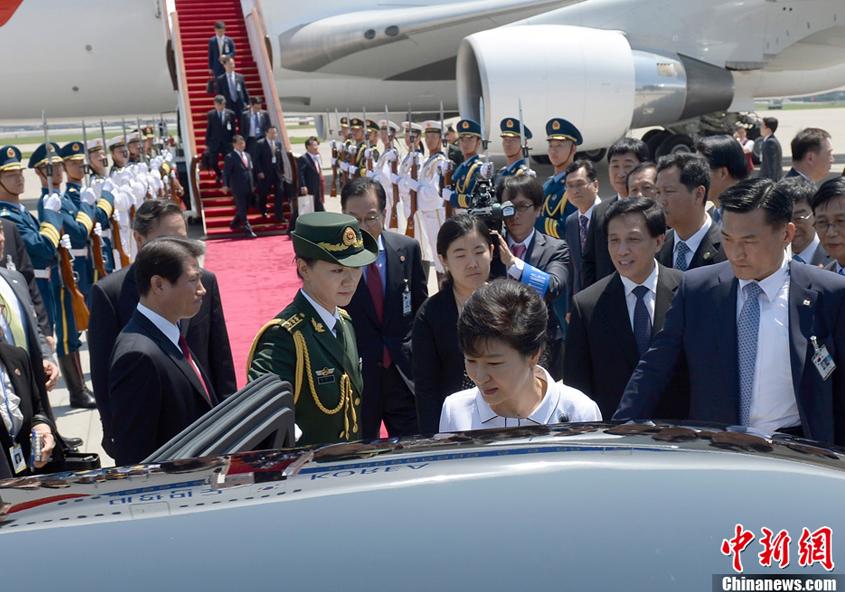 박근혜 한국 대통령 베이징 도착 (7)