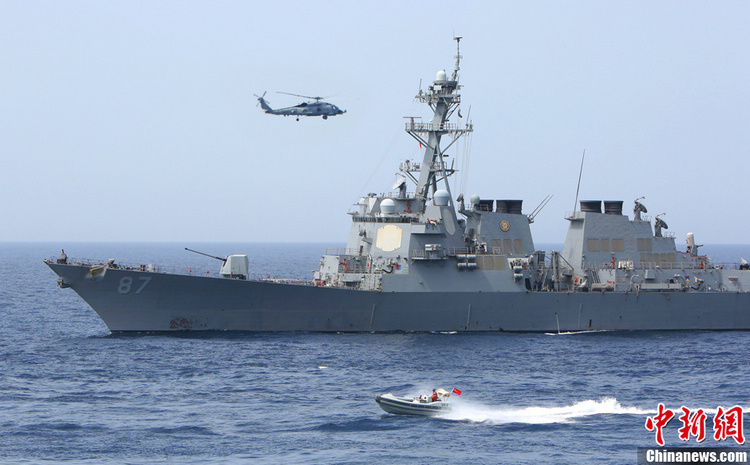 中美 반해적 해상합동훈련서 나포 상선 ‘구출’ 모의훈련 실시
