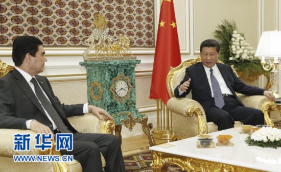 9월 3일, 시진핑 국가주석이 투르크메니스탄의 수도 아슈하바트에서 베르디무하메도프 투르크메니스탄 대통령과 회담을 가졌다. 