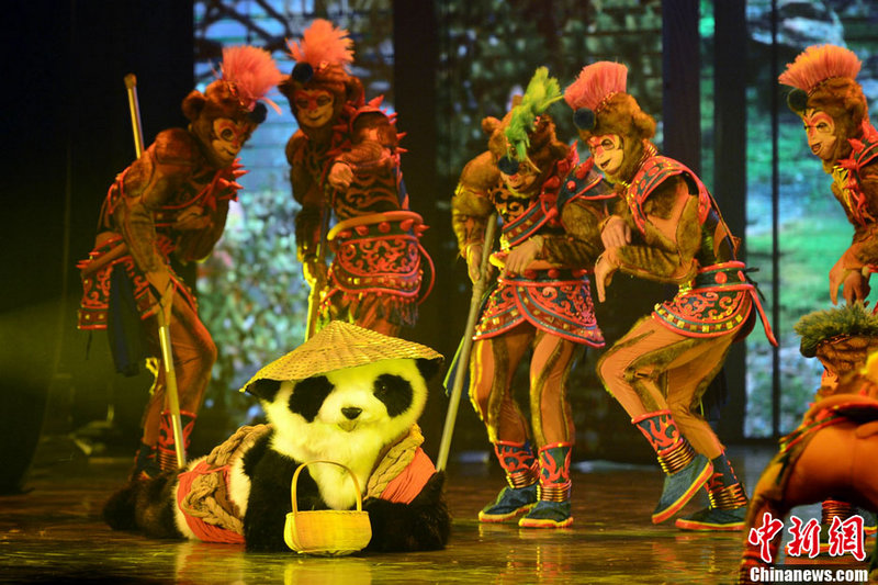 풍속극 ‘PANDA!’ 베이징서 첫 공연, 쿵푸판다 요소 가미 (7)