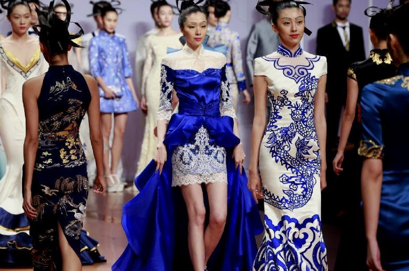 중국 35년 개혁개방 담은 사진…개방중국, 패션변화 (10)