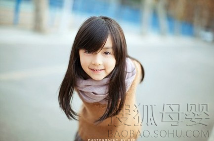 창사의 5세 여아 사진 화제…너무 매력있어! (12)
