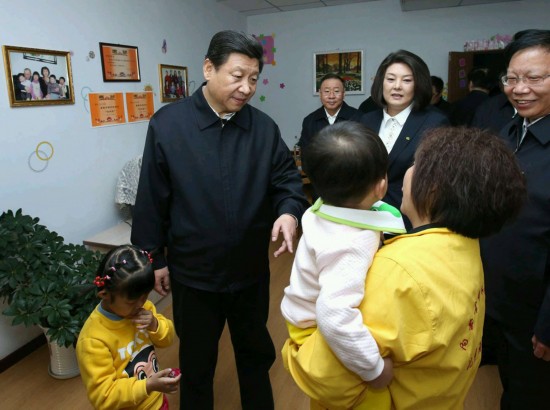 시진핑, 장애아동 방문 “감사의 마음 꼭 가져야” (2)