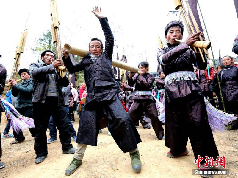 구이저우 묘족 마을의 ‘상사절’ 함께 체험하기 (4)