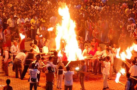 장자제(張家界)의 소수민족 특색이 농후한 민속 축제 (2)