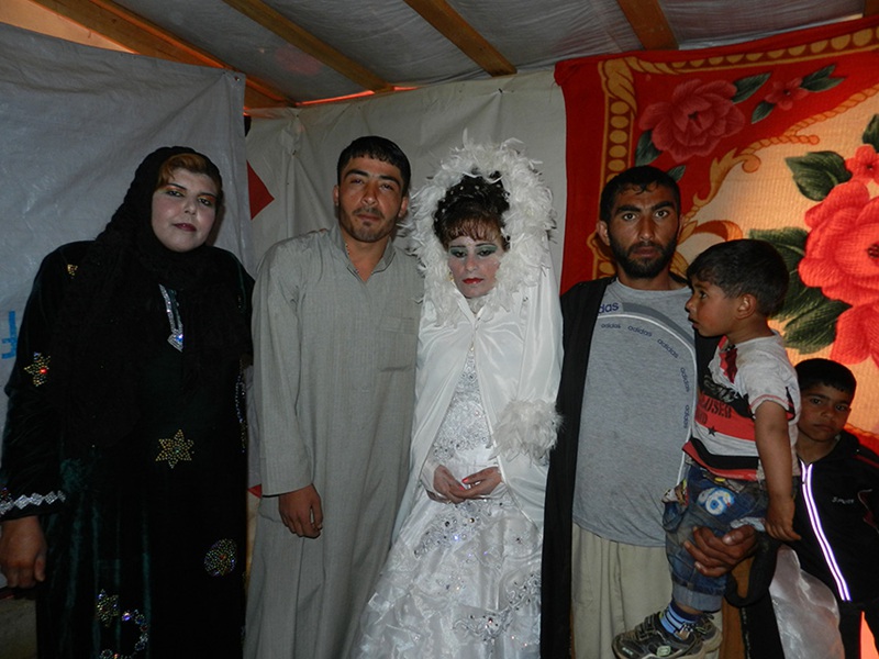 시리아 난민의 가슴 아픈 결혼식 사연 (4)