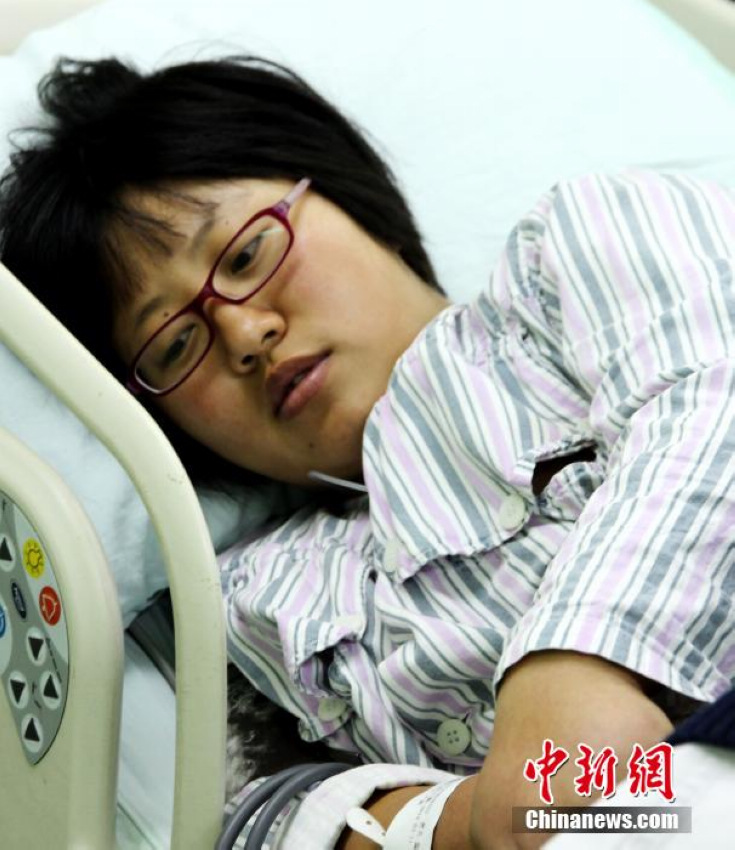 쓰촨대지진 당시 다리 절단한 여학생, 얼마 전 출산 (5)