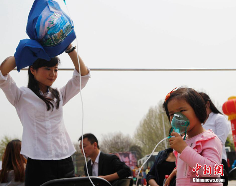 정저우시 시민들, 라오쥔산의 신선 공기 무료 체험 (4)