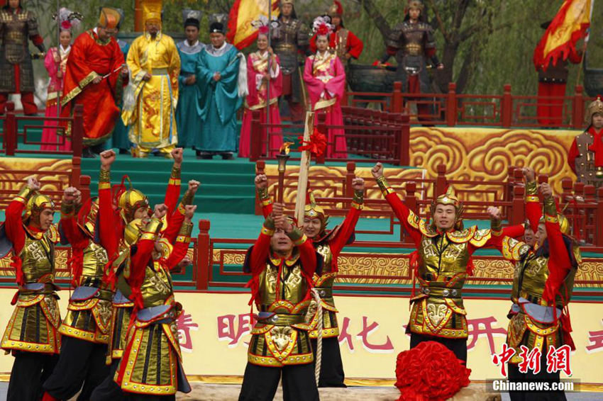 허난 카이펑서 청명절 문화제 개막…중국 전통문화 체험