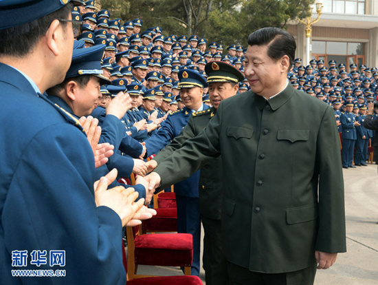 시진핑 “공격력과 방어력 겸비한 강대한 공군 건설”