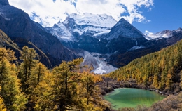 얼음 봉우리를 가로질러 다오청야딩을 만나다