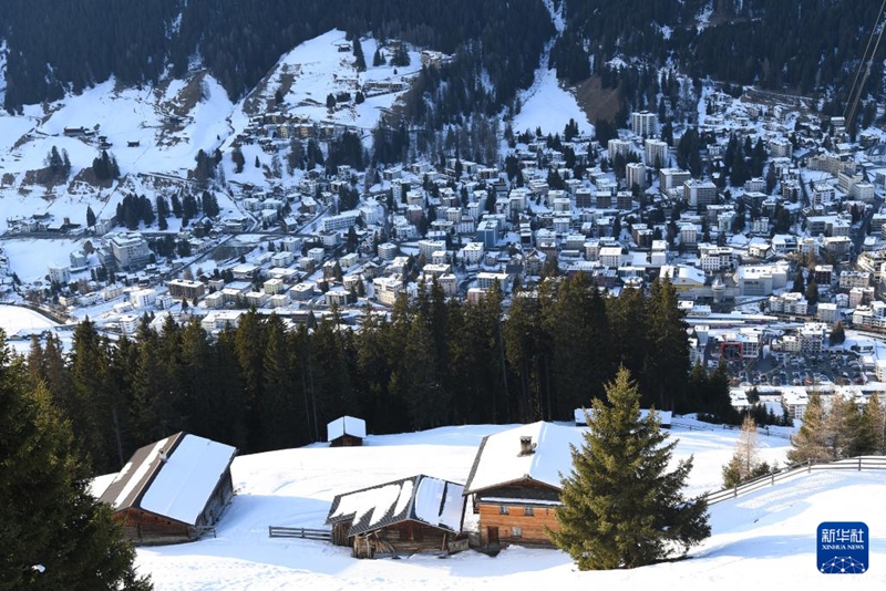 18일 스위스 다보스에서 촬영한 겨울 다보스 마을 전경