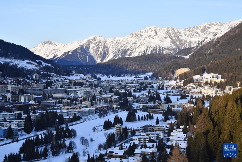 18일 스위스 다보스에서 촬영한 겨울 다보스 마을 전경