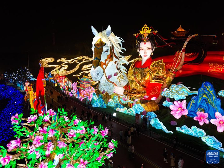 [포토] 제32회 쯔궁 국제 공룡 등불축제 개막