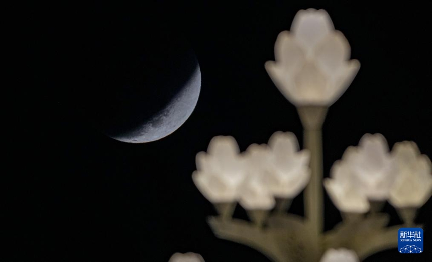 3월 3일 시짱 라싸시에서 촬영한 개기월식 [사진 출처: 신화사]