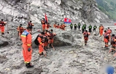 시짱 지룽, ‘8-26’ 산사태 재해 희생자 추모식 거행